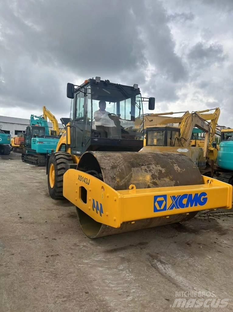 XCMG XS 143 J Enkelt tromle