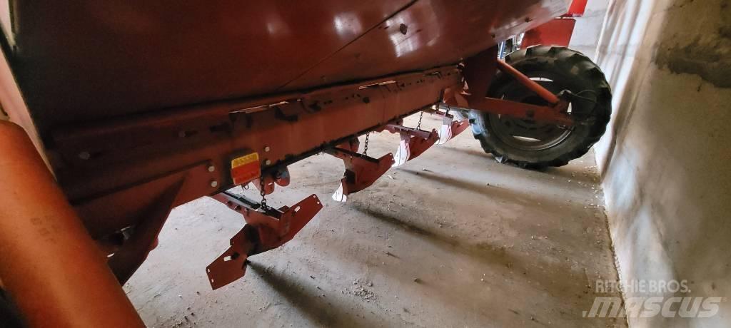Underhaug 3200 Plantemaskiner