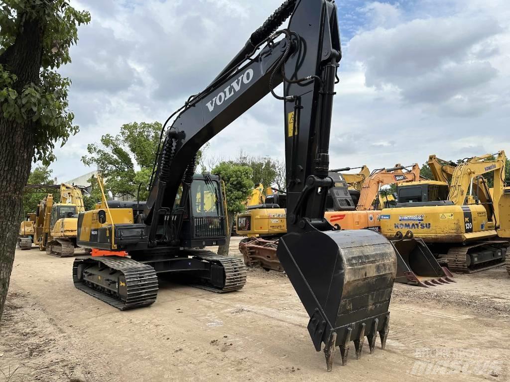 Volvo EC210D Gravemaskiner på larvebånd