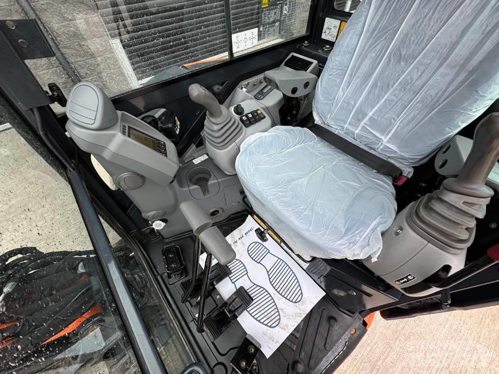 Hitachi ZX 33 U-5 A Minigravemaskiner