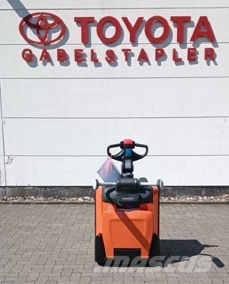 Toyota LPE 250 Gaffelstabler med gående fører