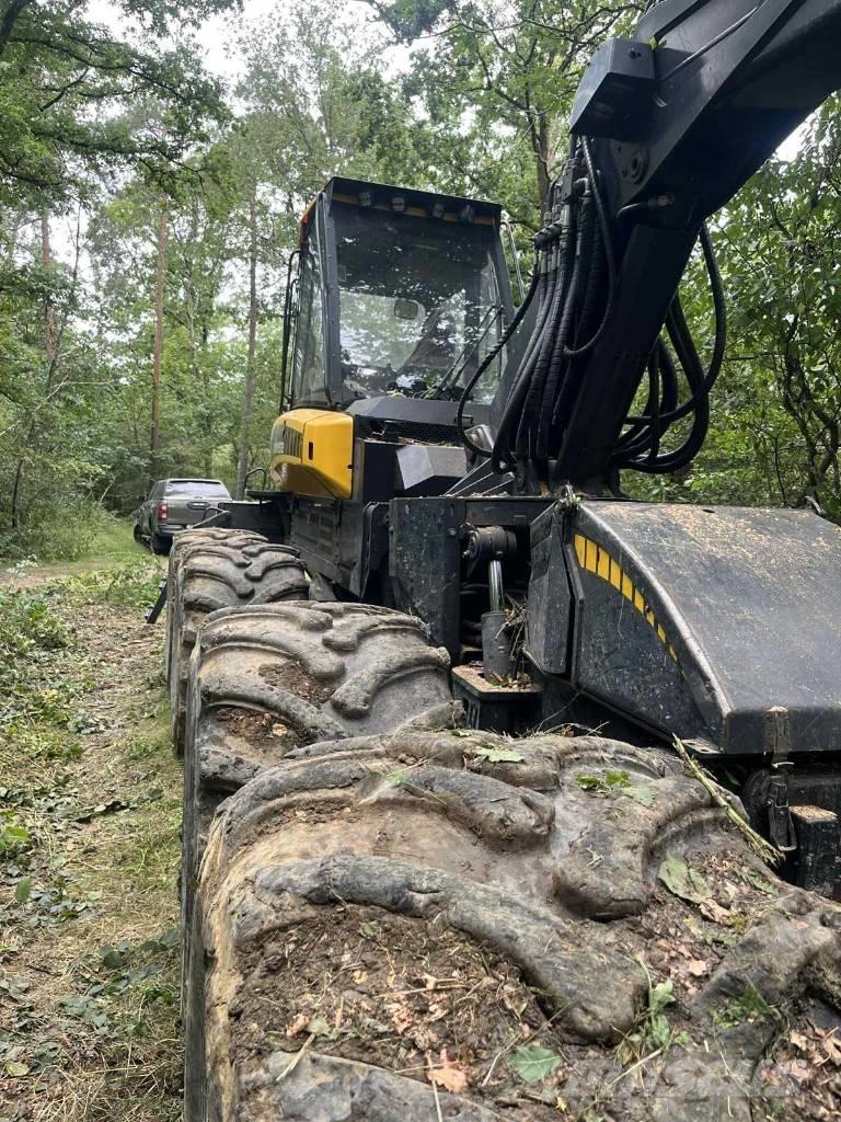 Ponsse Fox Skovningsmaskiner