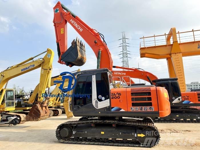 Hitachi ZX 200-3 Gravemaskiner på larvebånd