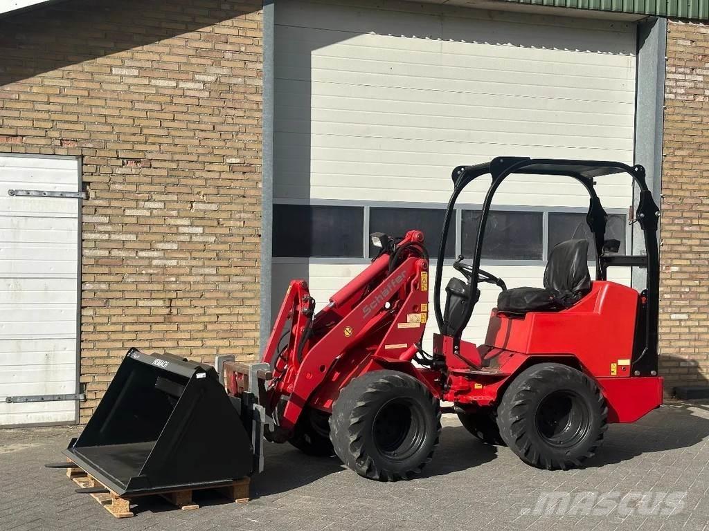 Schäffer 2033 Læssemaskiner på hjul