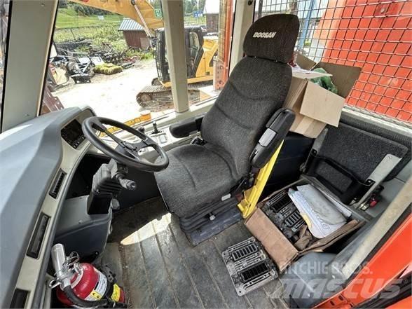 Doosan DA30 Terrængående lastbiler