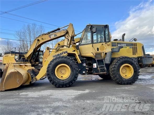 Komatsu WA320 Læssemaskiner på hjul