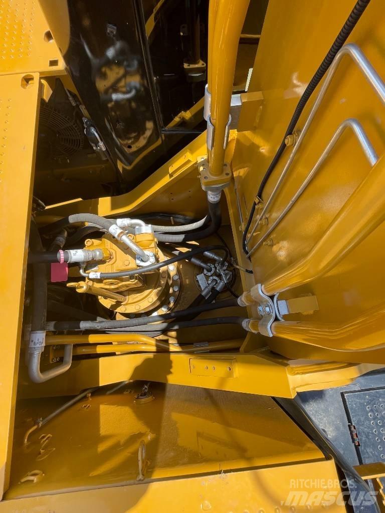 CAT 329D2 Gravemaskiner på larvebånd