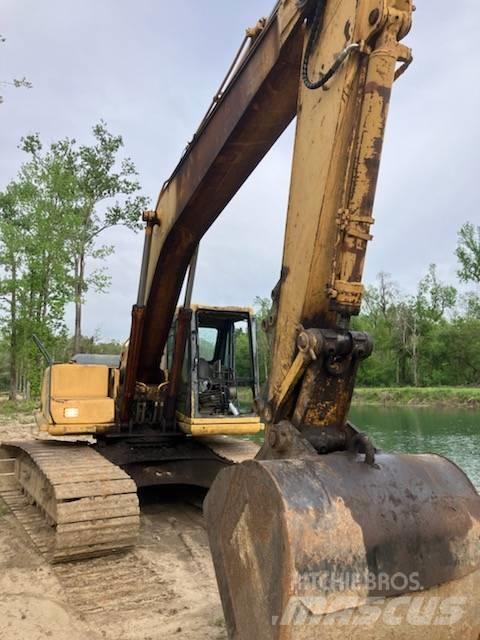 Komatsu PC 200 Gravemaskiner på larvebånd