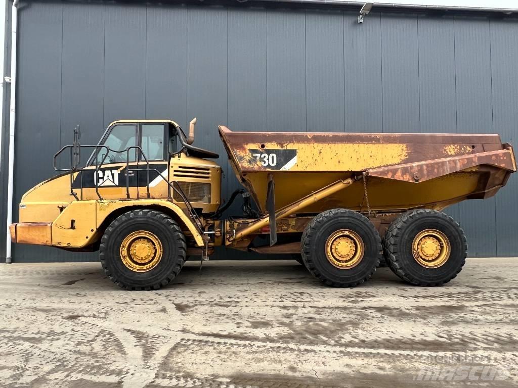 CAT 730 Terrængående lastbiler