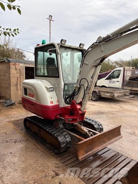 Takeuchi TB 230 Minigravemaskiner