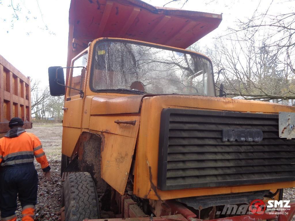 Iveco 330.30 Lastbiler med containerramme / veksellad