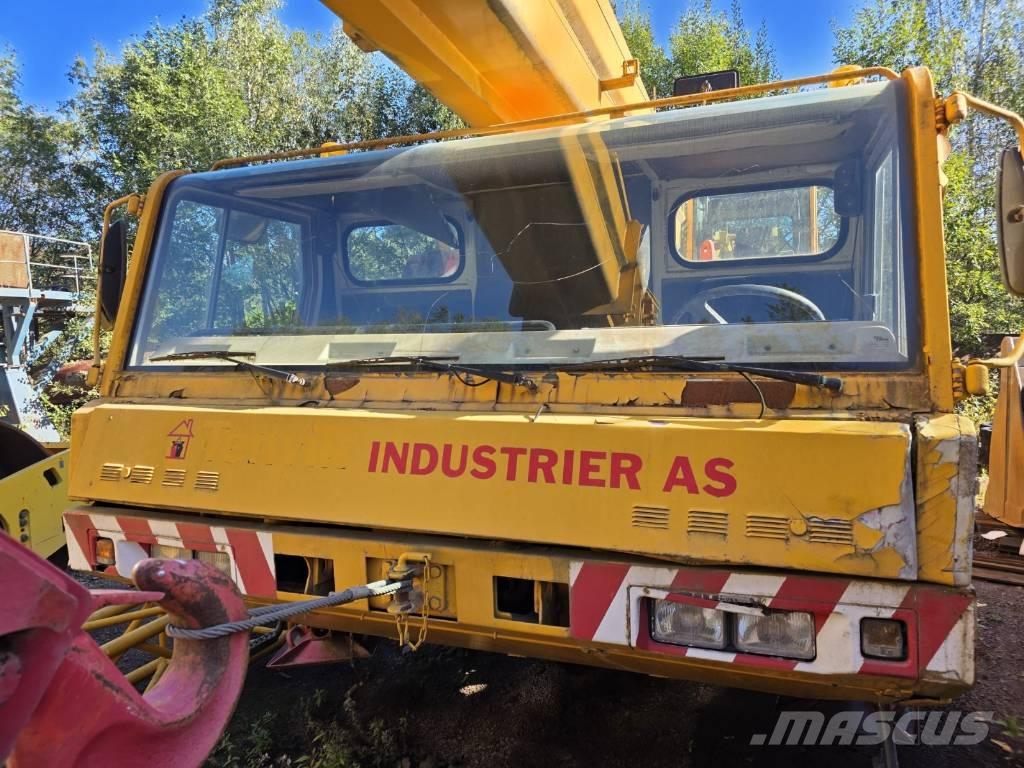 Faun RTF 40-3 Kraner til alt terræn