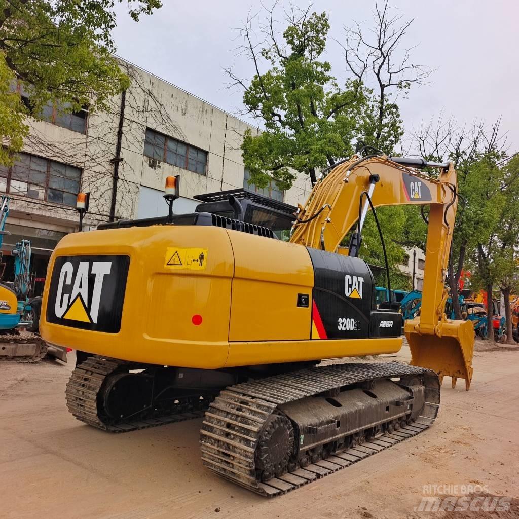 CAT 320 D2L Gravemaskiner på larvebånd