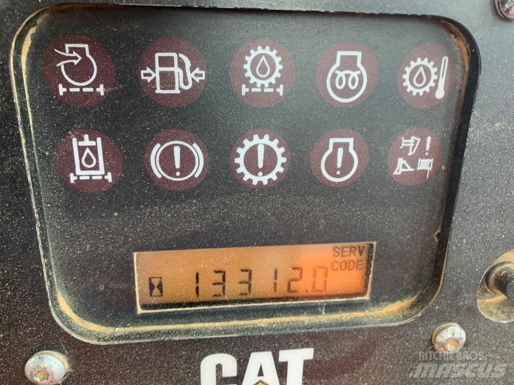 CAT D 6 T Bulldozer på larvebånd