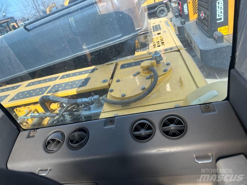 Komatsu pc360 Gravemaskiner på larvebånd