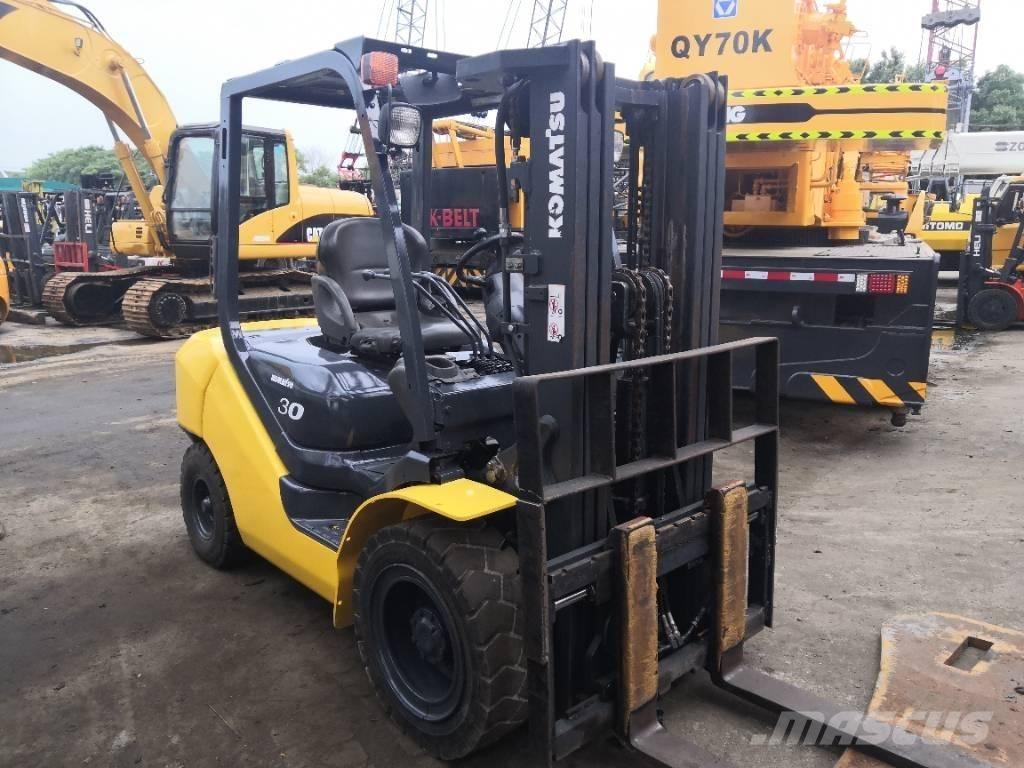 Komatsu 30 Diesel gaffeltrucks