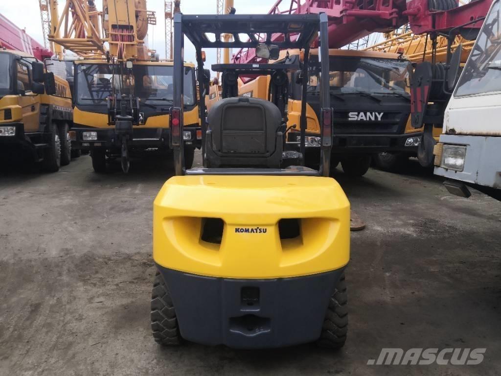 Komatsu 30 Diesel gaffeltrucks
