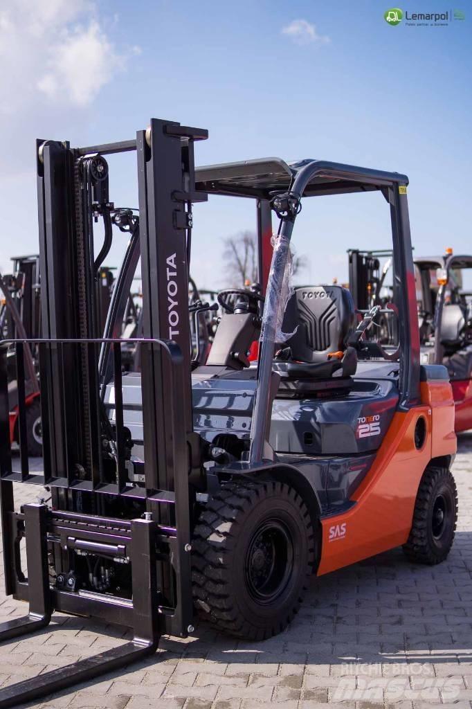 Toyota 02-8 FG F 25 LPG gaffeltrucks