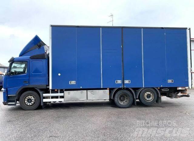 Volvo FM330 6x2 Fast kasse