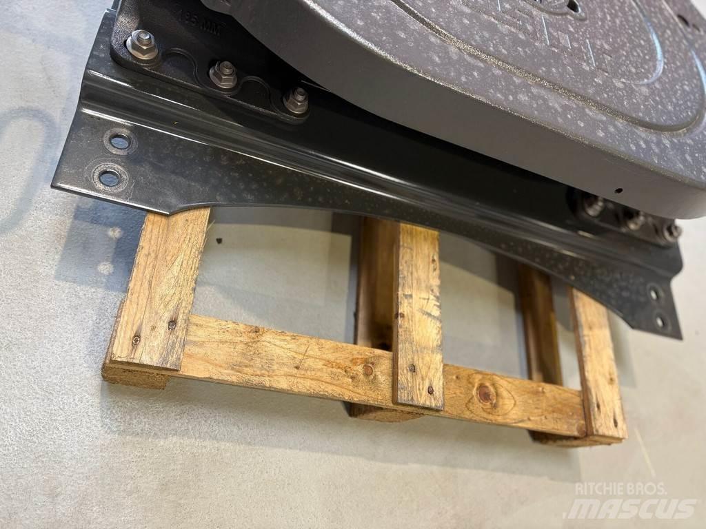Jost JSK37c Chassis og suspension