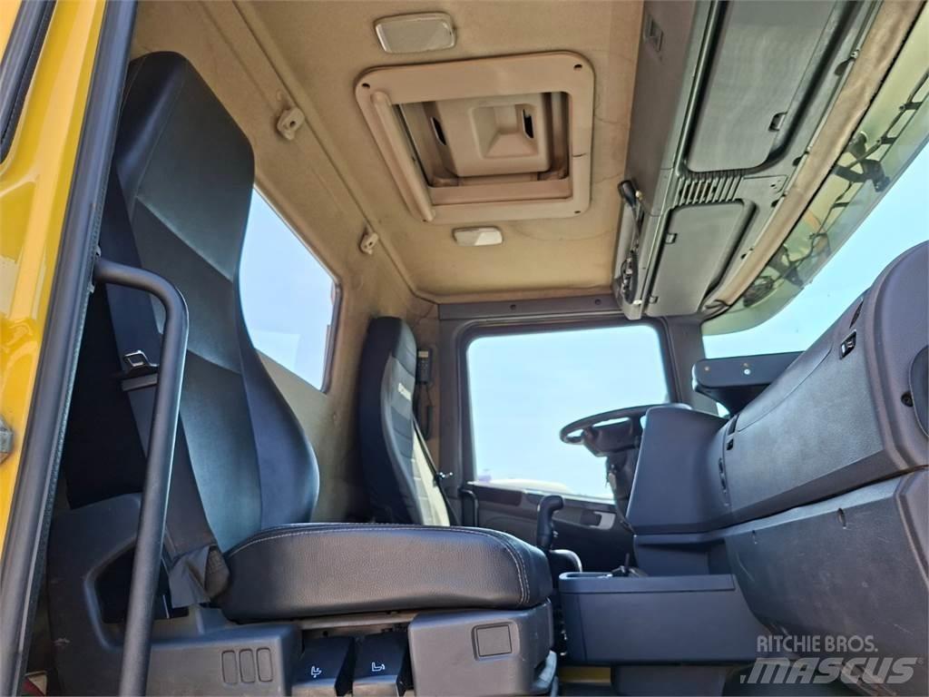 Scania T 420 LA Trækkere