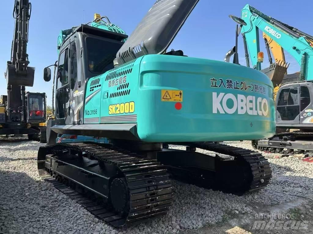 Kobelco SK 200 LC I Gravemaskiner på larvebånd