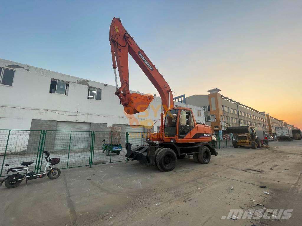 Doosan DH210W-7 Gravemaskiner på hjul