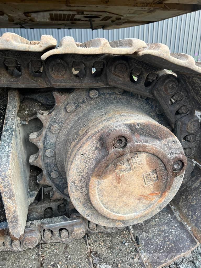 CAT 326 Gravemaskiner på larvebånd