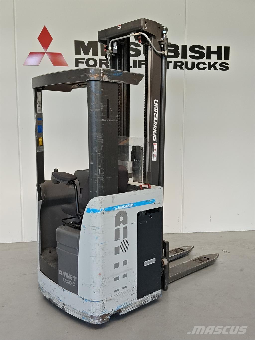 Atlet XSN160E Selvkørende stablere