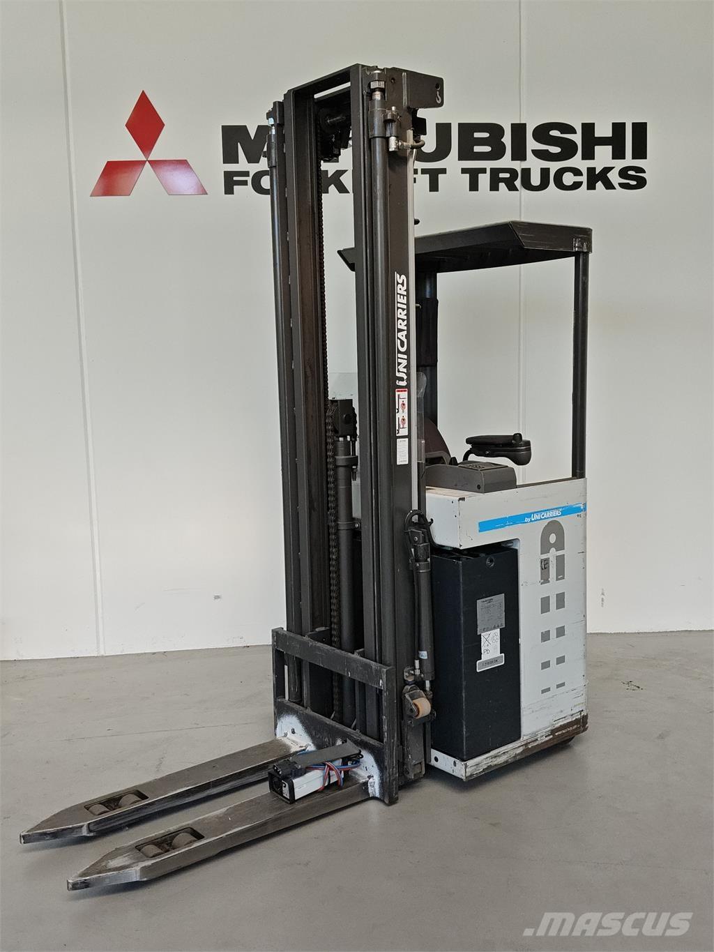 Atlet XSN160E Selvkørende stablere