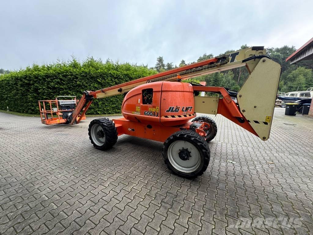 JLG 600 AJ Bomlifte med knækarm