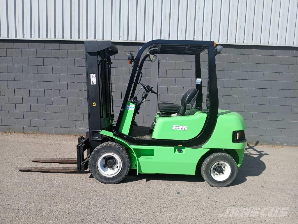 Clark CMP 25 Diesel gaffeltrucks