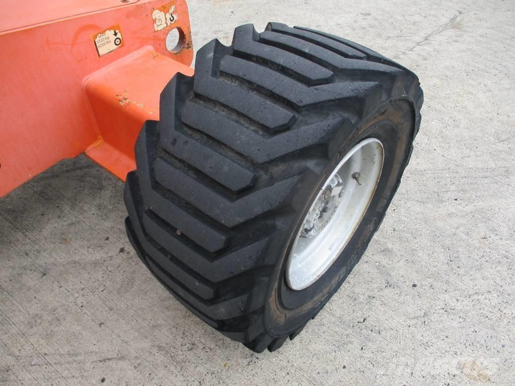 JLG 510 AJ (866) Kompakte selvkørende bomlifte