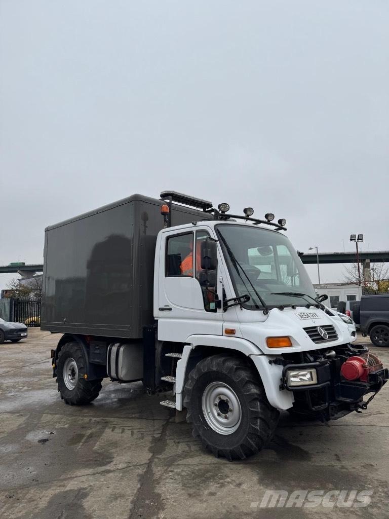 Unimog U300 Hjælpemaskiner