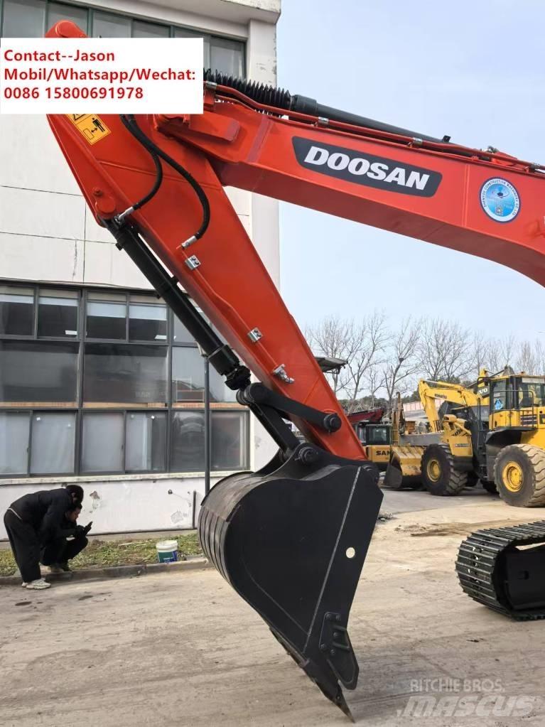 Doosan DX 225 LCA Gravemaskiner på larvebånd