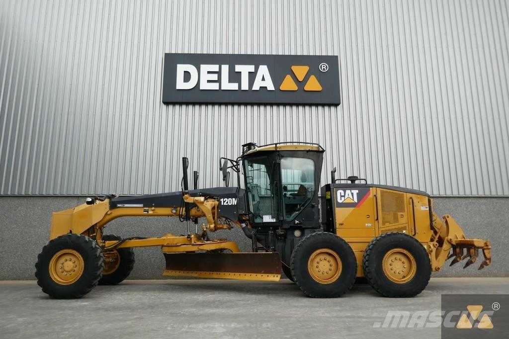 CAT 120M Vejhøvle / Gradere