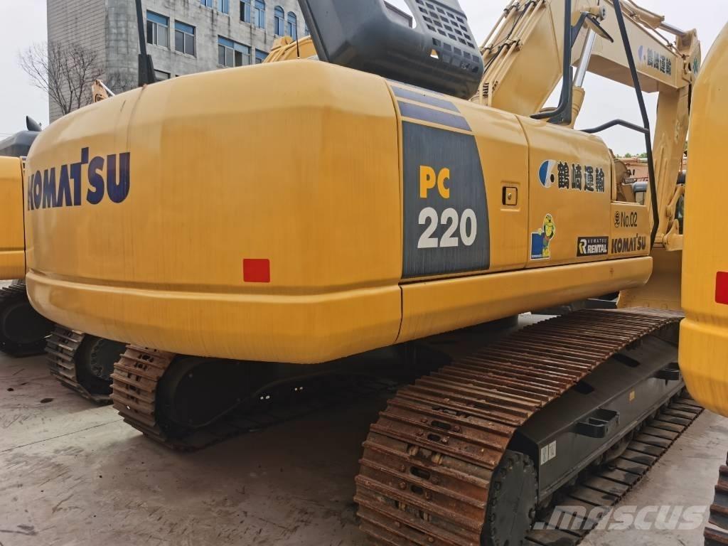 Komatsu PC 220-8 Gravemaskiner på larvebånd