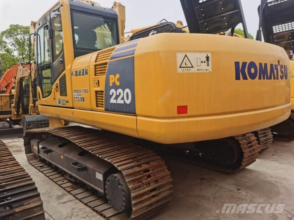 Komatsu PC 220-8 Gravemaskiner på larvebånd