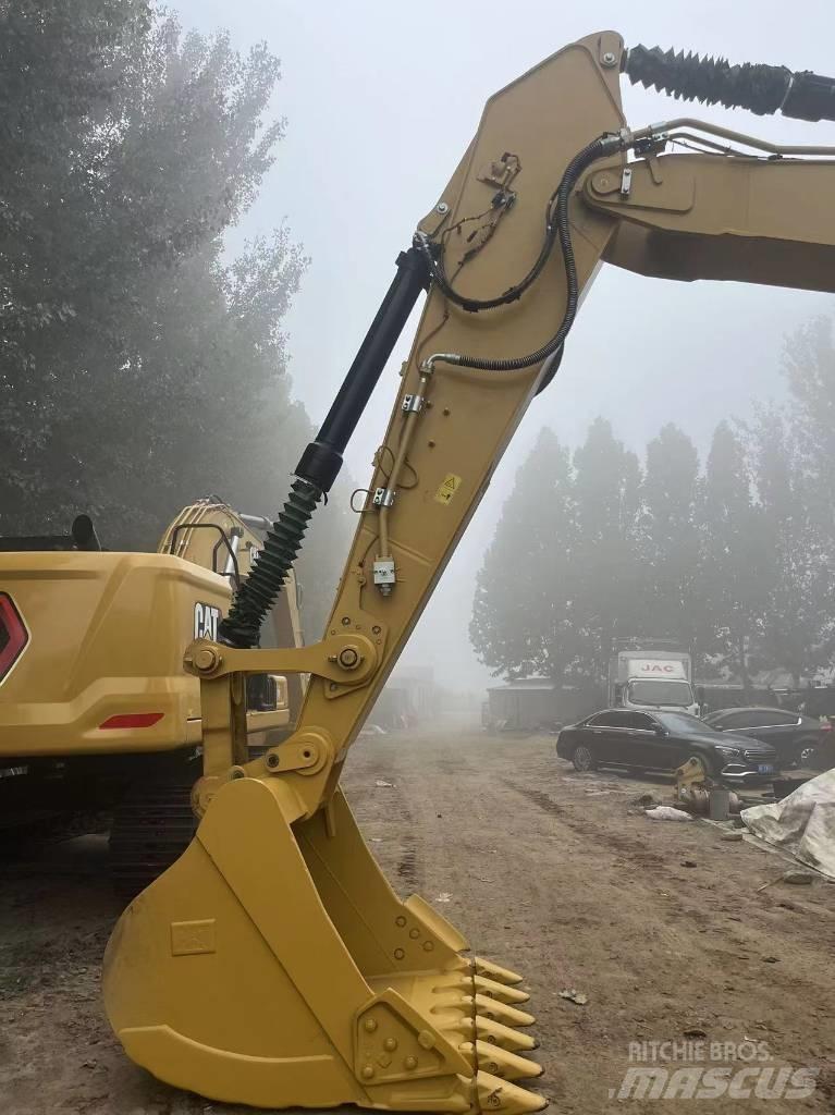 CAT 2021 CAT 330 Gravemaskiner på hjul