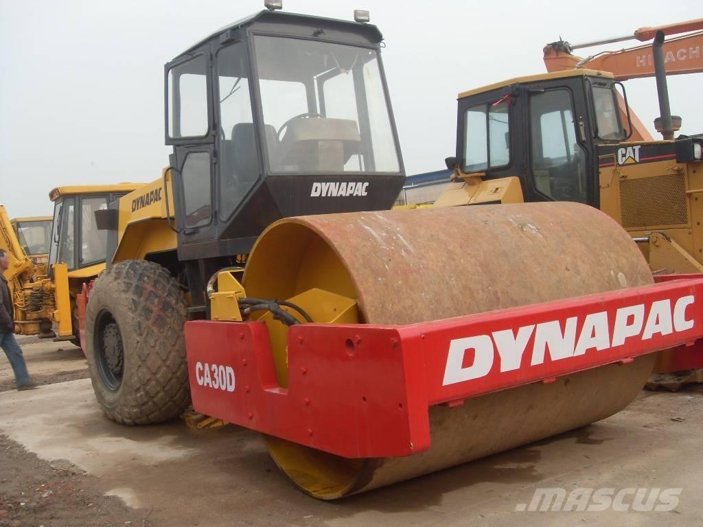 Dynapac CA 30 D Enkelt tromle