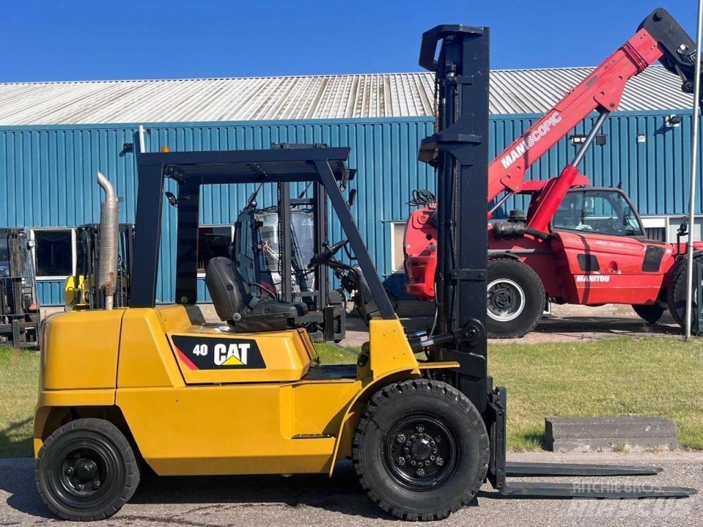 CAT DP40K2 Diesel gaffeltrucks