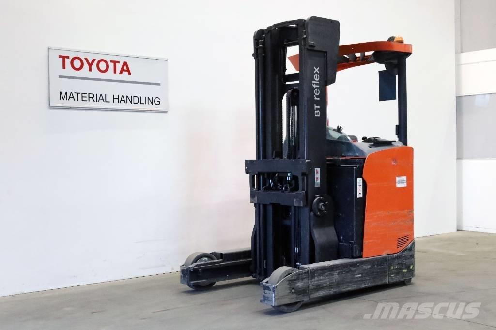 Toyota RRE200H Reachtruck