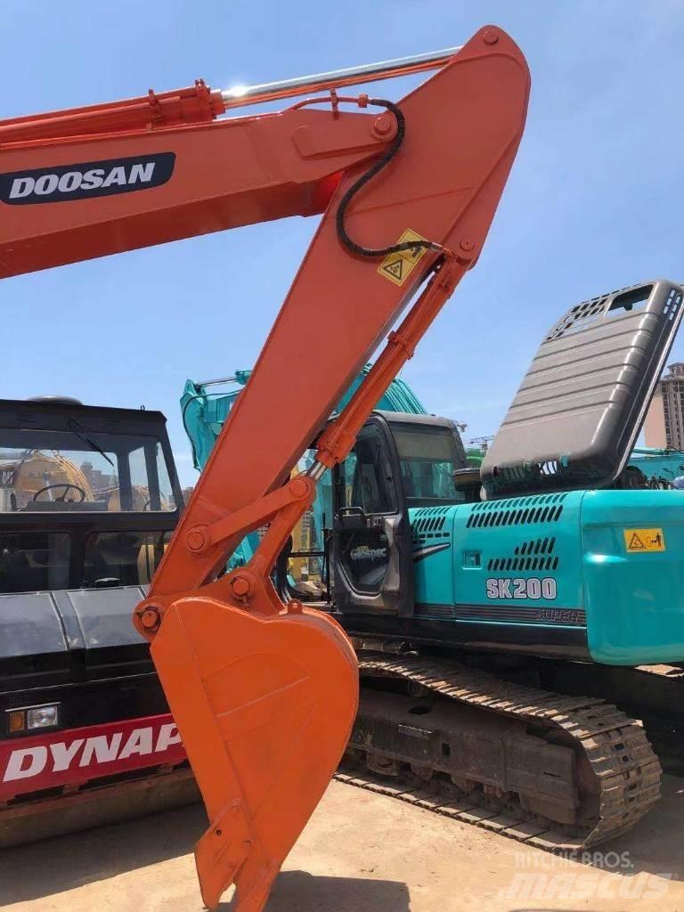 Doosan DH220LC-7 Gravemaskiner på larvebånd
