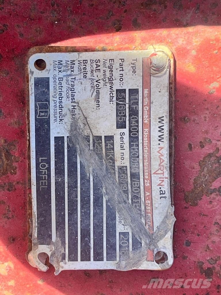 Takeuchi TB 295 W Gravemaskiner på hjul