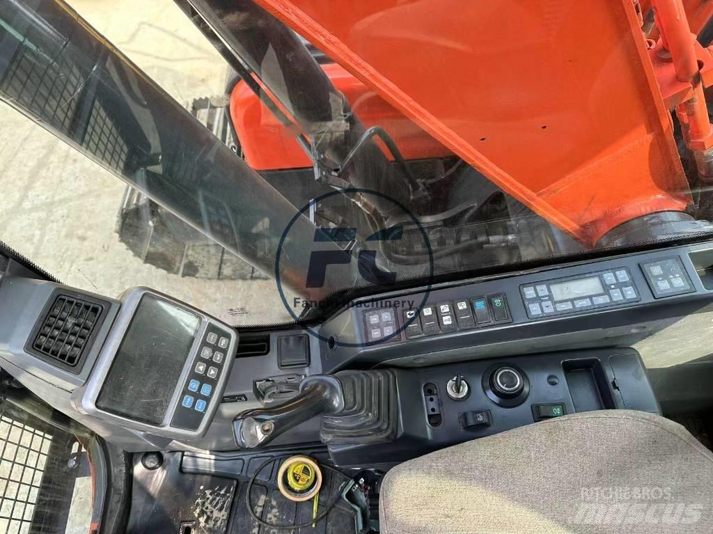 Doosan DX 140 Gravemaskiner på larvebånd