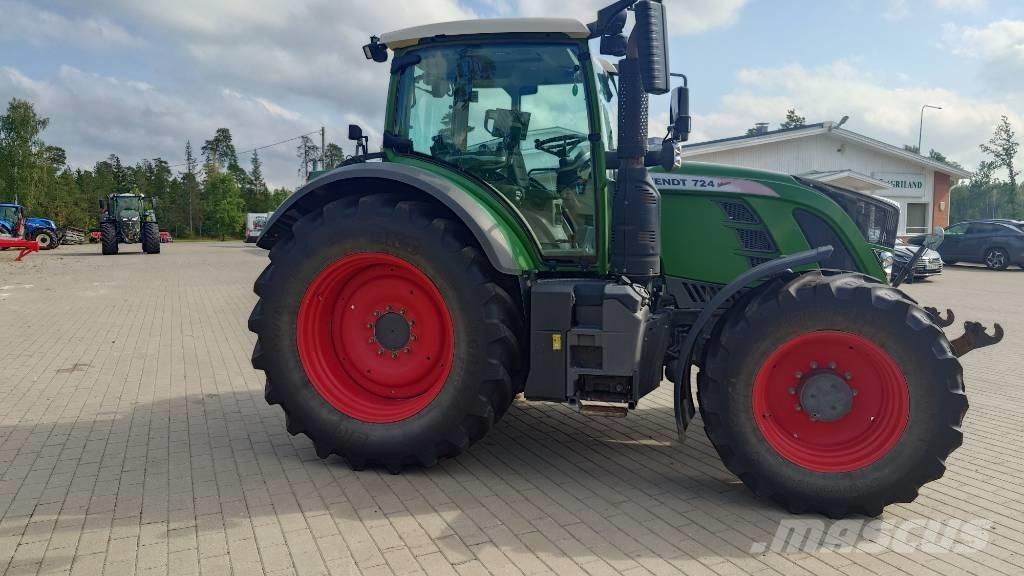 Fendt 724 Profi Plus Traktorer