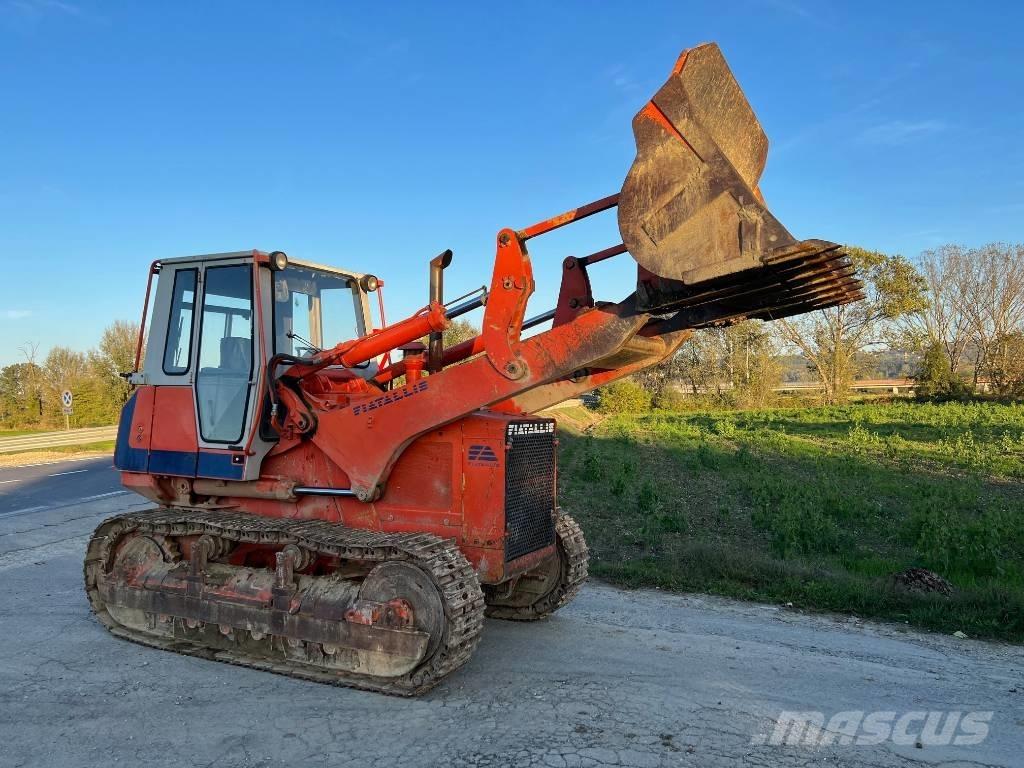 Fiat-Hitachi FL 14E Larvebåndslæssere