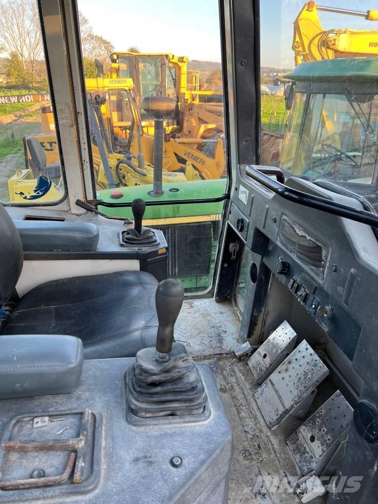 Fiat-Hitachi FL 14E Larvebåndslæssere