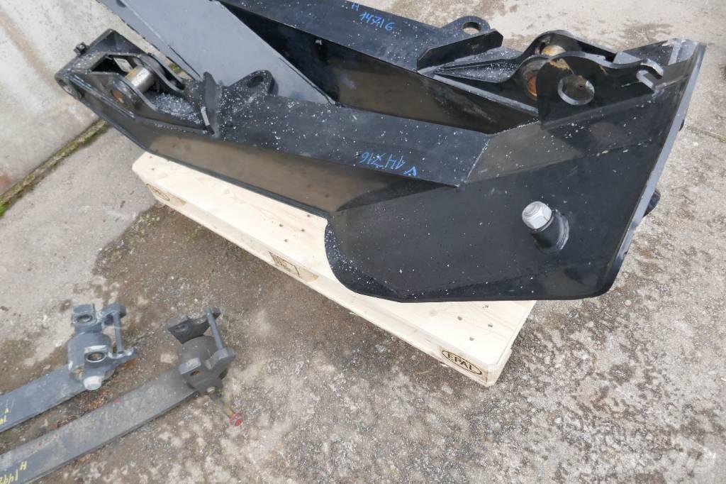  Stödben Huddig 1260E Chassis og suspension