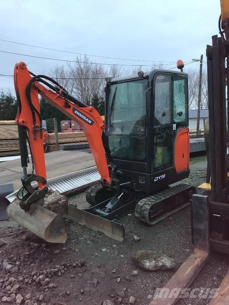 Doosan DX 19 Minigravemaskiner